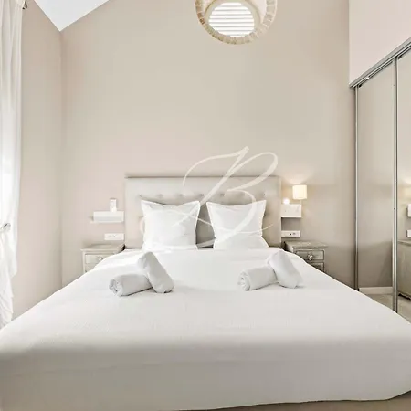 Vakantiehuis Anna For 10 People With A Pool And Garden